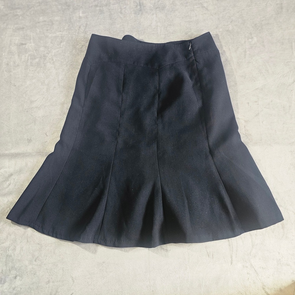 Jones Wear Essentials Black Flared Paneled Skirt Size 12 Lined Career Wear
